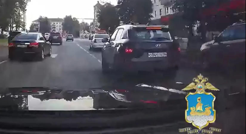 Miután gyalogost gázolt strandolni ment, ott kapták el a rendőrök