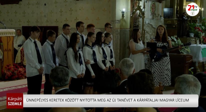Ünnepélyes keretek között nyitotta meg az új tanévet a Kárpátaljai Magyar Líceum (videó)