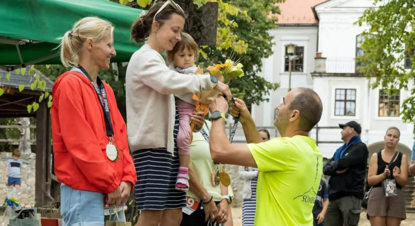 Meredekebbre emlékezett, de kihívás volt felfutni a Sümegi Várba