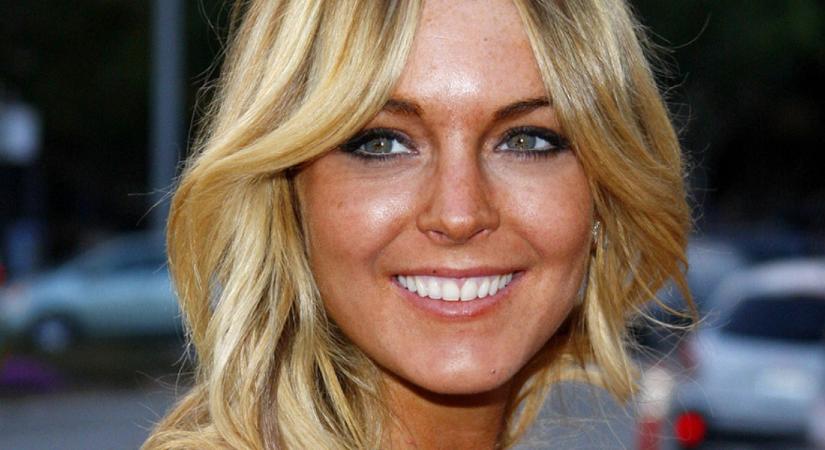 Végre révbe ért Lindsay Lohan: jóképű szerelme megkérte a kezét