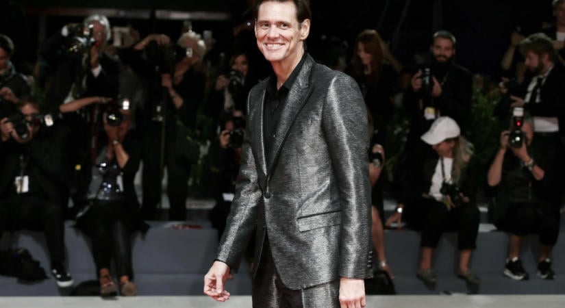 Jim Carrey titokban megnősült