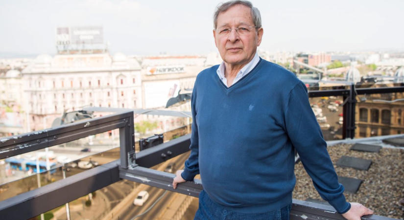 Októberben jelenik meg Nádas Péter új kötete