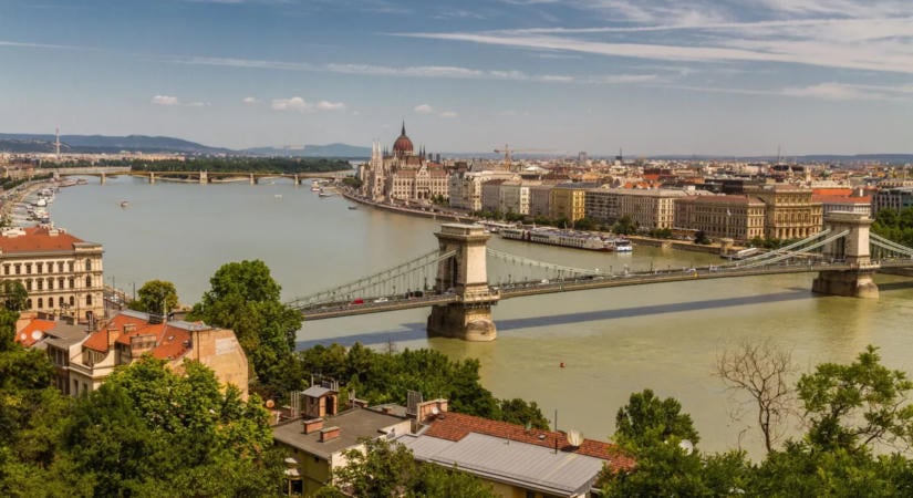 Komoly forgalmi változás jön Budapesten – egy fontos átkelőt teljesen lezárnak
