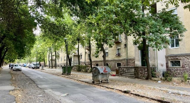 Eladó Kazinczy utcai lakásokra lehet licitálni