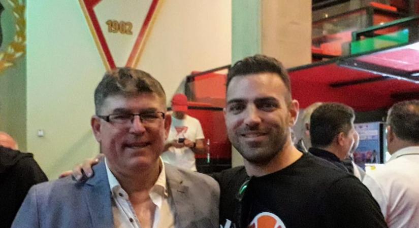 Tárkányi Zsolt is közös fotóval köszöntötte Herczeg Andrást