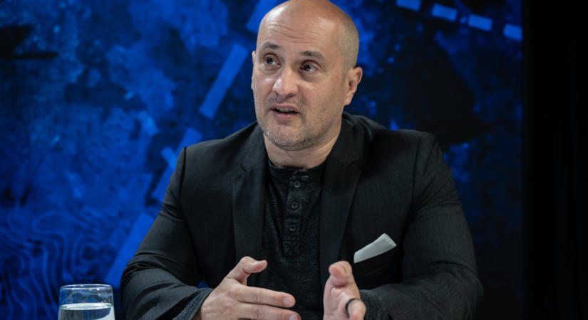 Tarjányi Péter reagált a DJ Oti-koncerten történt rosszullétekre, nála megszólalt a vészcsengő