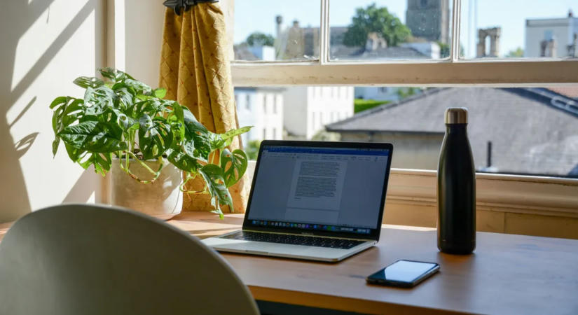 Az energiakrízis miatt a home office kiterjesztését javasolják