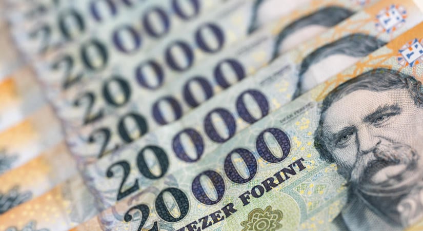 Rendkívüli fordulat a devizapiacon: nagyot ugrott a forint, ennyibe kerül most az euró