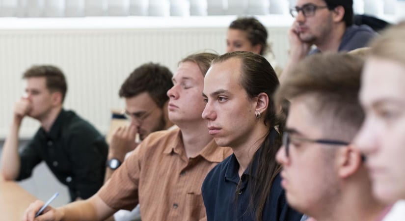 Egyetemisták és leendő hallgatók is pályázhatnak erre az ösztöndíjra