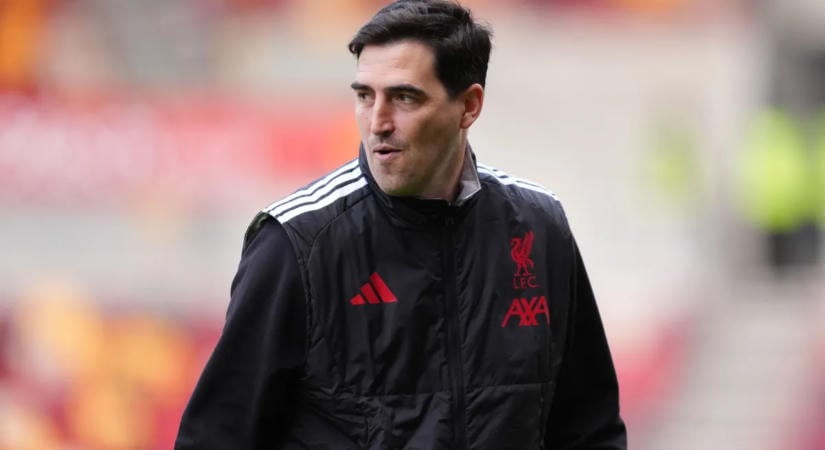 Andoni Iraola elmondta, milyen döntés született Liverpoolban Szoboszlai Dominikról