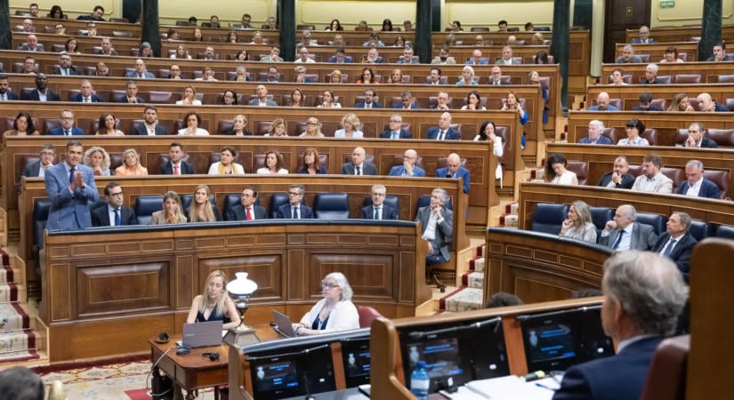 Az Európai Parlament szerint a spanyol migrációs politika illegális határátlépésre ösztönöz