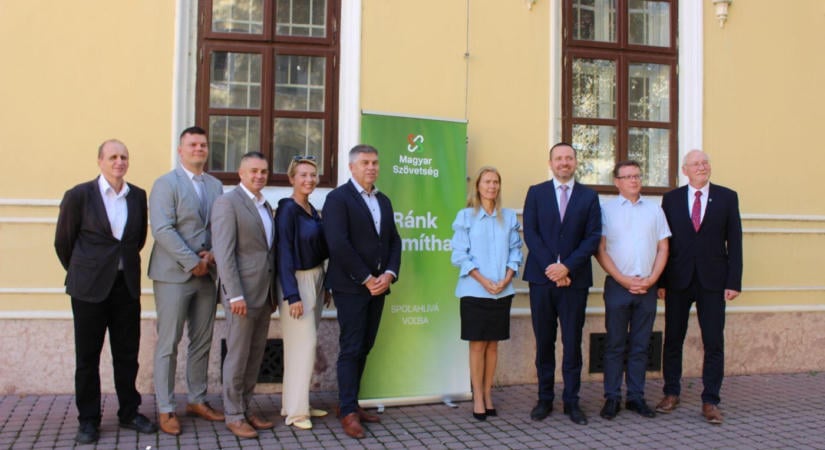 Bizonyítottak, most folytatnák – bemutatkozott a Magyar Szövetség megyei csapata Komáromban