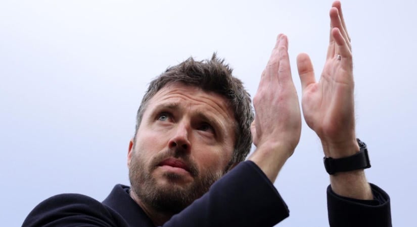 Kirúgják Michael Carricket, csúcsedzőt vásárolna ki a Manchester United