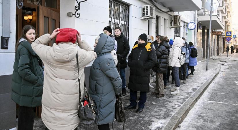 Ezer rubeles bírságokkal szívatja a reménybeli képviselőjelölteket a Putyin-rezsim, már esélyt sem ad az indulásra a parlamenti választáson