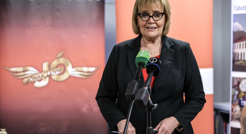 A Fidesz kitart Siklósi Beatrix mellett