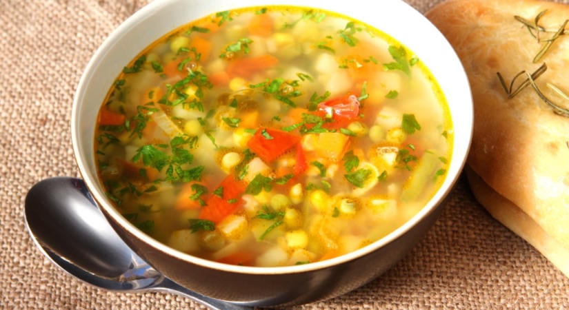 Melengető zöldségleves a hűvös őszi napokra – egyszerű recept