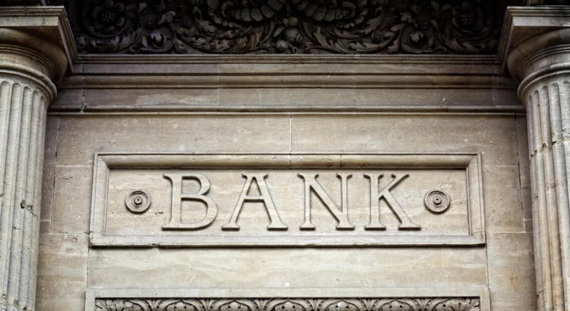 Százötvenezer forintot is lehet kapni egy banktól, ha valaki besétál és új számlát nyit