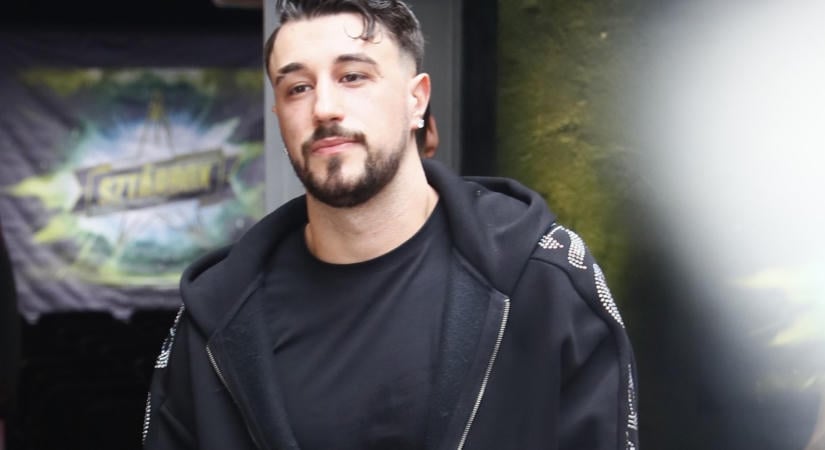 "Az emberek k.csögök" - Balhé KKevin koncertjén! Színpadra hívták az X-Faktor eltűnt kislányát: a pokolba küldték a kritikusokat
