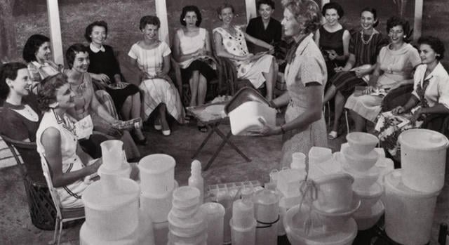 A II. világháborútól az amerikai konyhákig: a Tupperware története