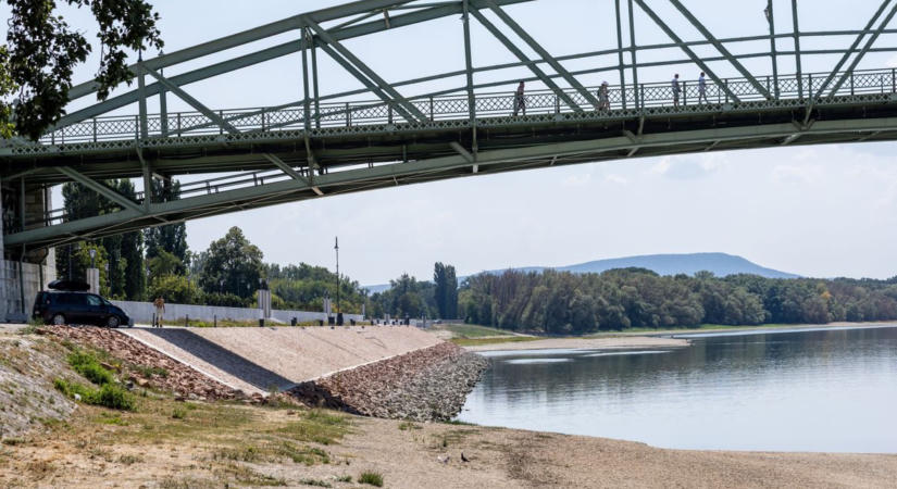 61 éves férfi tűnt el a Dunában Esztergomnál, a fürdésből már nem tért vissza