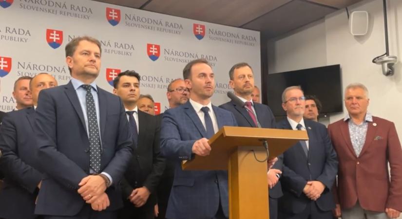 Sulík túlélte a leváltását. Az OĽaNO kiállt az SaS elnöke, minisztere mellett