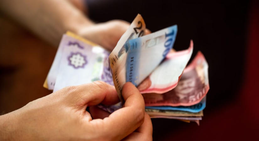 Látványosan gyengült a forint