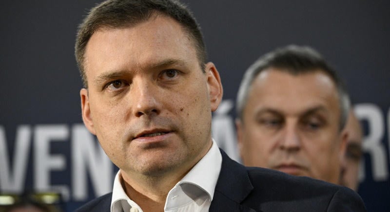 Taraba értékeli, hogy a kormányfő visszavonta a leváltására irányuló indítványt