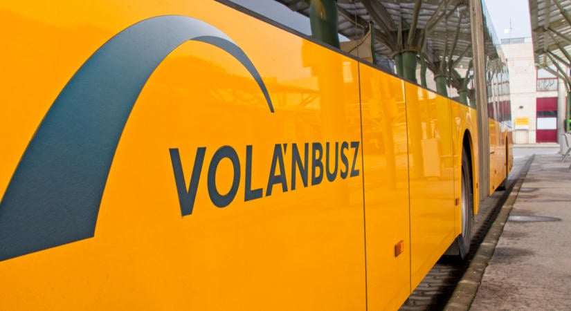Emeletes távolsági buszok érkeznek a Volánhoz, több száz új jármű állhat forgalomba