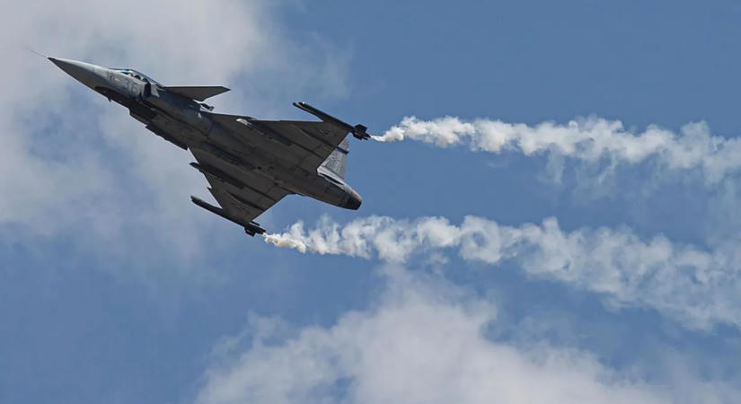 Riasztást kaptak a honvédségi Gripenek - PA28-as sértette meg a magyar légteret