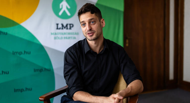 Ungár Péter a pártvezetésből is kiszállt, teljes a visszavonulás