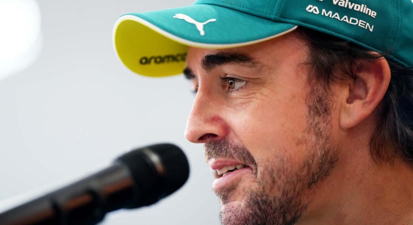 Alonso már kéthónaposan gokartba ültette kisfiát