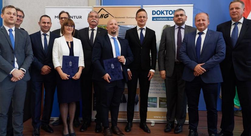 Több száz milliós támogatást kapott Kóka János cége a kormánytól