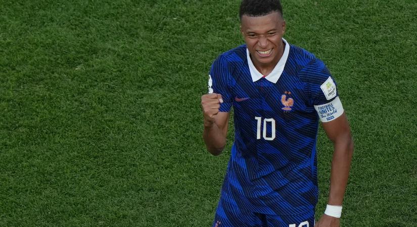 A szenátor szerint Mbappé csimpánzok között nőtt fel, dagad a botrány