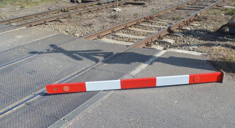 Vonattal ütközött egy autó Eplényben