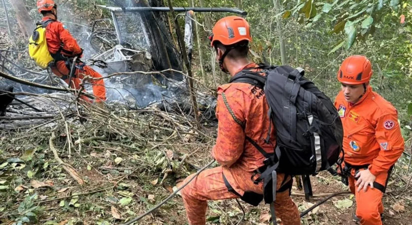 Lezuhant egy városnéző helikopter egy turistalátványosság közelében Rio de Janeiróban, négyen meghaltak – fotók, videó