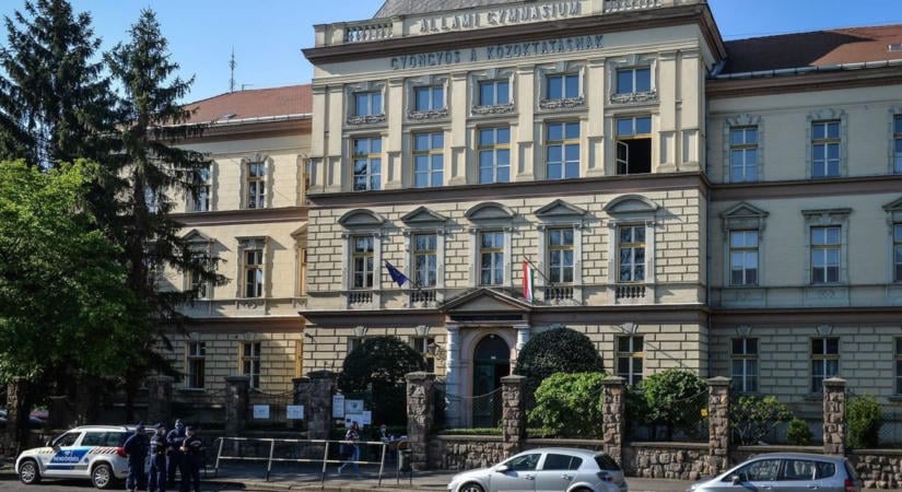 Fegyverrel fenyegetőző diákokat fogtak el a rendőrök? - Újabb eset, alig egy héttel a győri akció után