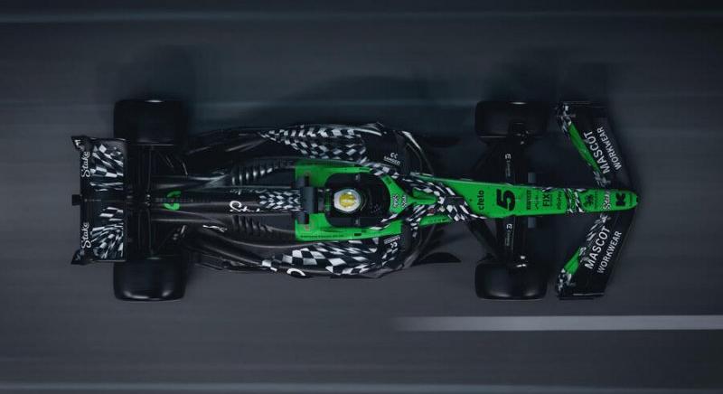 Kockás zászlós festéssel ünnepli a Stake-korszak végét a Sauber