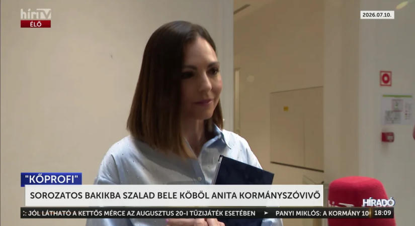 Ki ellenőrzi a kormányszóvivőt, mielőtt mikrofont kap?