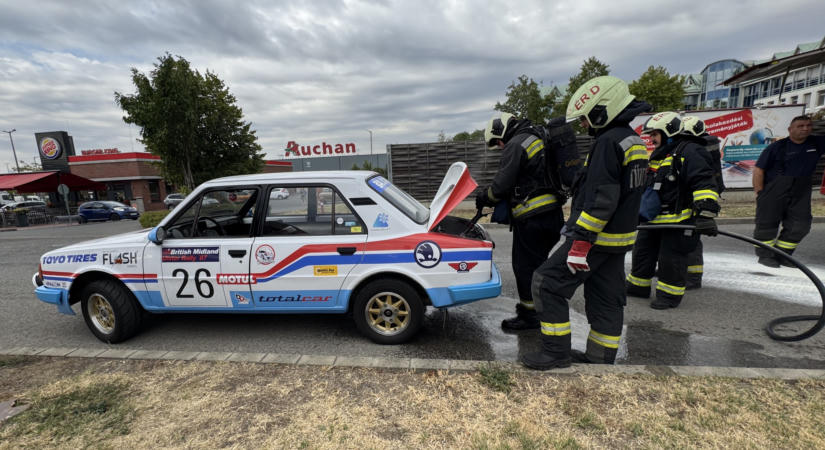 Kigyulladt a Skodánk – hogy lesz így Balkan Rally?