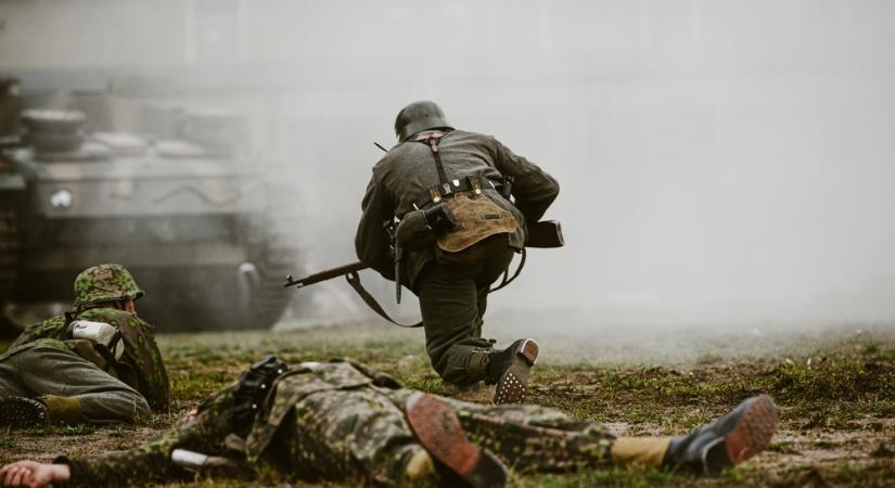 Orosz védelmi tárca: ukrán hadiipari vállalatok elleni csapásokat hajtottak végre Kijevben és Odessza megye kikötőiben.