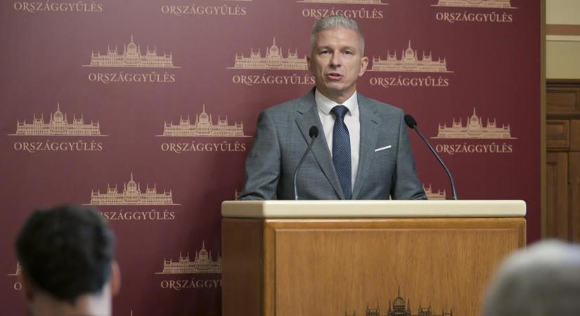 Csőszi Attila szerint az Orbán–Matolcsy-paktum vezetett az MNB-botrányhoz