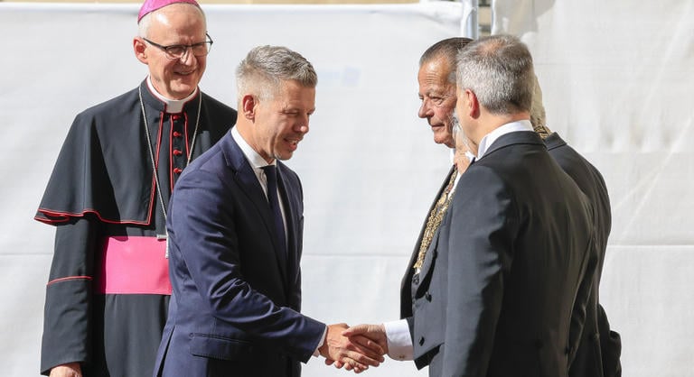 Történelmi találkozó a Vatikánban, XIV. Leó pápával tárgyalt Magyar Péter