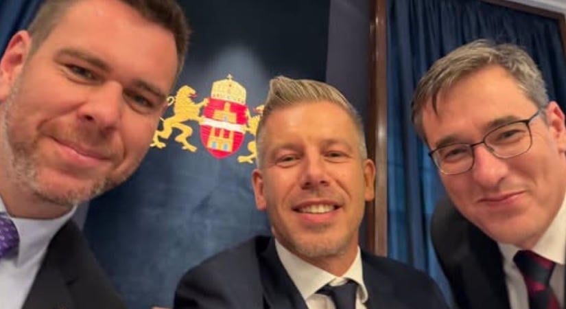 „Erre a fotóra fél éve nem sokan fogadtak volna” – írja Magyar Péter