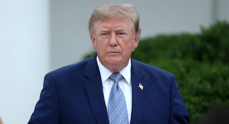 10 335 000 000 000 liter olajat vásárolt Donald Trump, történelmi megállapodást kötött