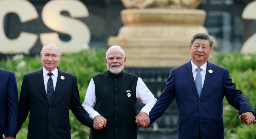 A BRICS új világrendet építene – Hszi Csin-ping szerint a dollárkorszak is változhat