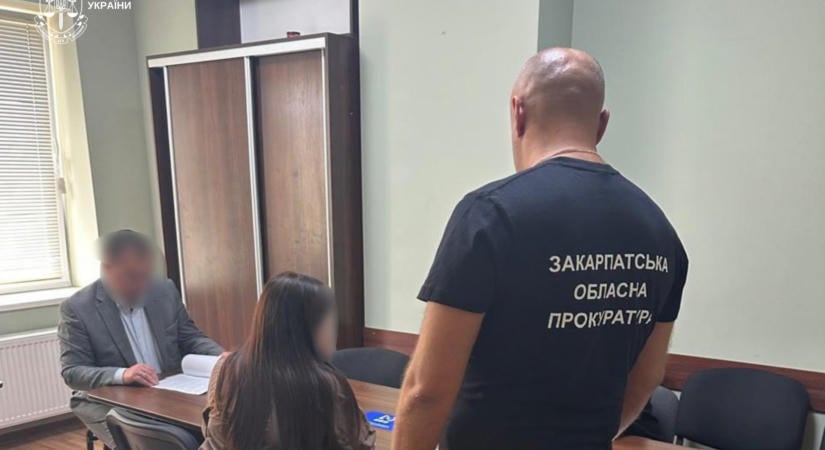 Ötmillió hrivnyás kárt okozhatott az ungvári városi kórház közbeszerzései során egy tisztviselő