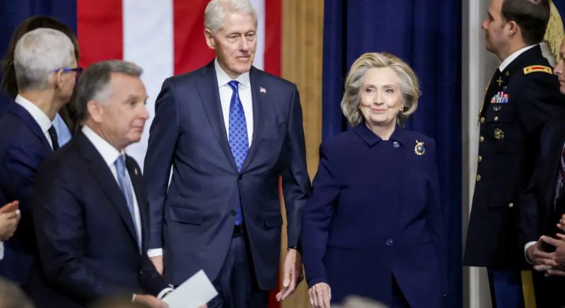 Bill Clinton nyilvános meghallgatást akar az Epstein-ügyben