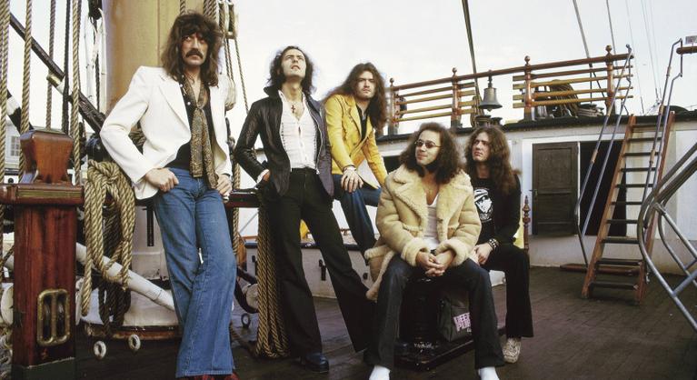 Gyújtogattak, mániákus dallamokat írtak és kitalálták a rockot – a Deep Purple meredek története