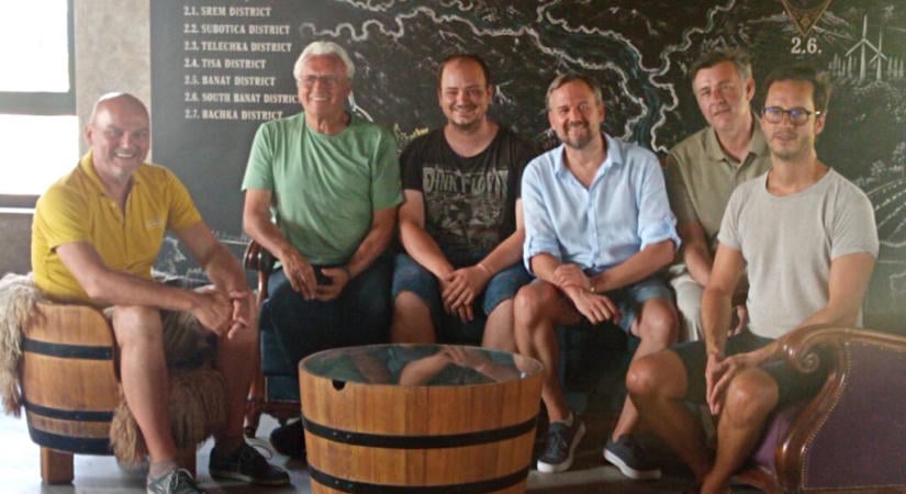 Titkos receptúrával készül a topolyai brandy