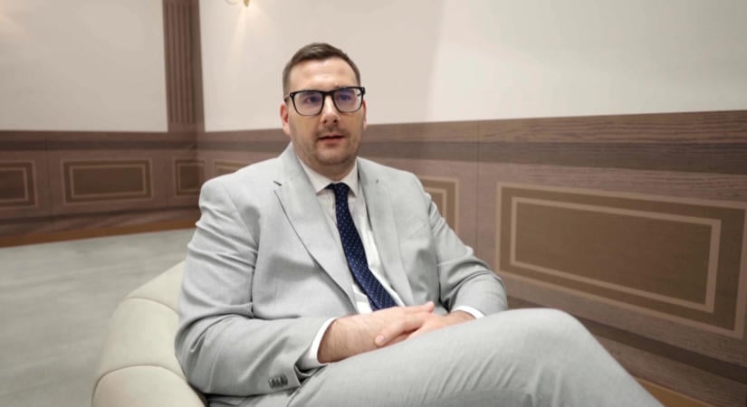A Bírónő ügyvéde: „Az összes tanárom megmondta, hogy nem lesz belőlem semmi”